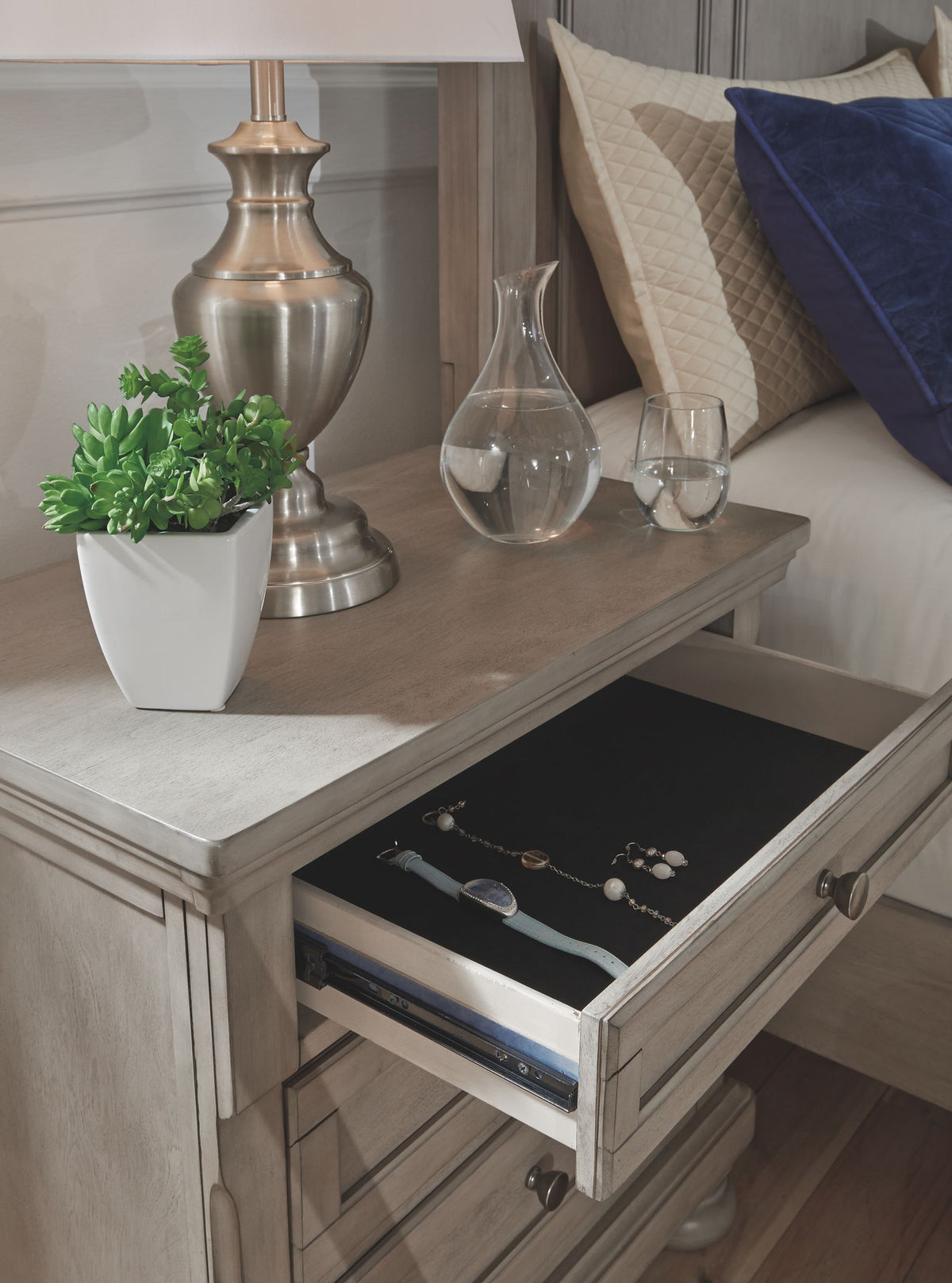 Lettner - Two Drawer Night Stand - Light Gray