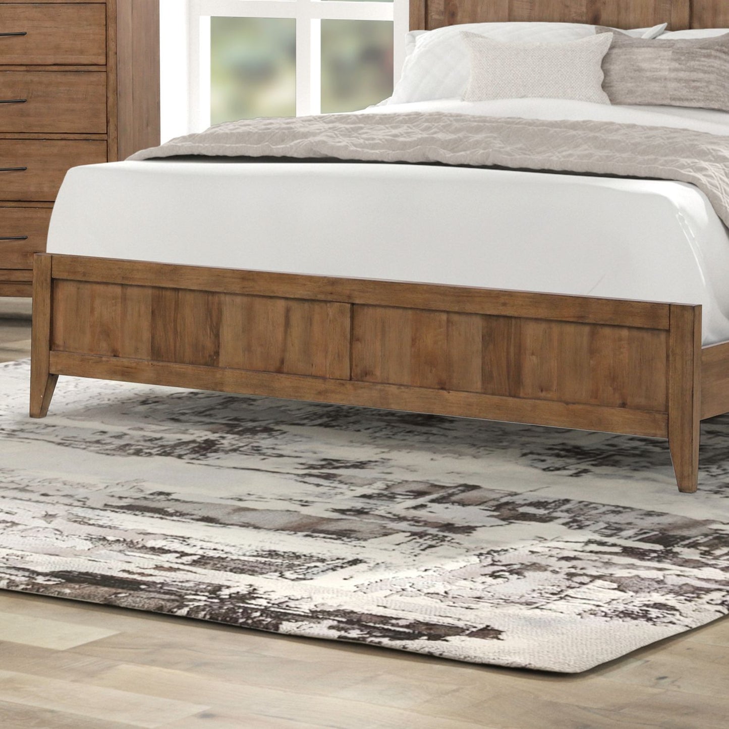 Shaker Lakes - Queen Panel Footboard - Brown