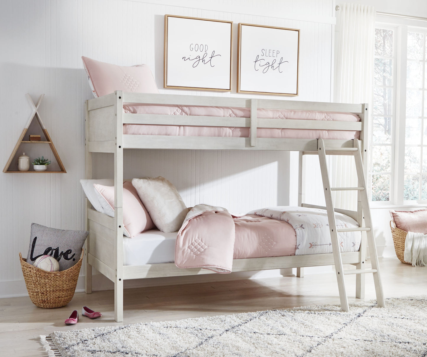 Robbinsdale - Twin/Twin Bunk Bed w/Ladder - Antique White
