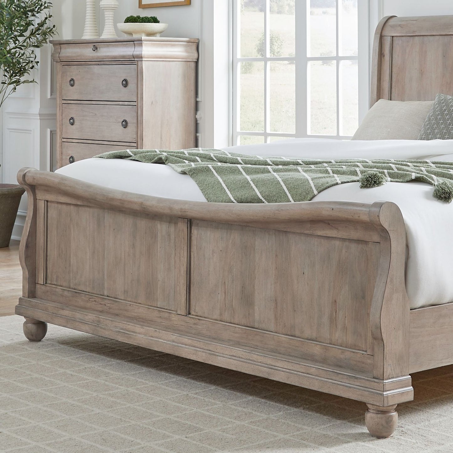 Rustic Traditions - King Sleigh Footboard - Brown