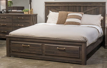 Vonitta Bay - Queen Storage Footboard - Dark Brown
