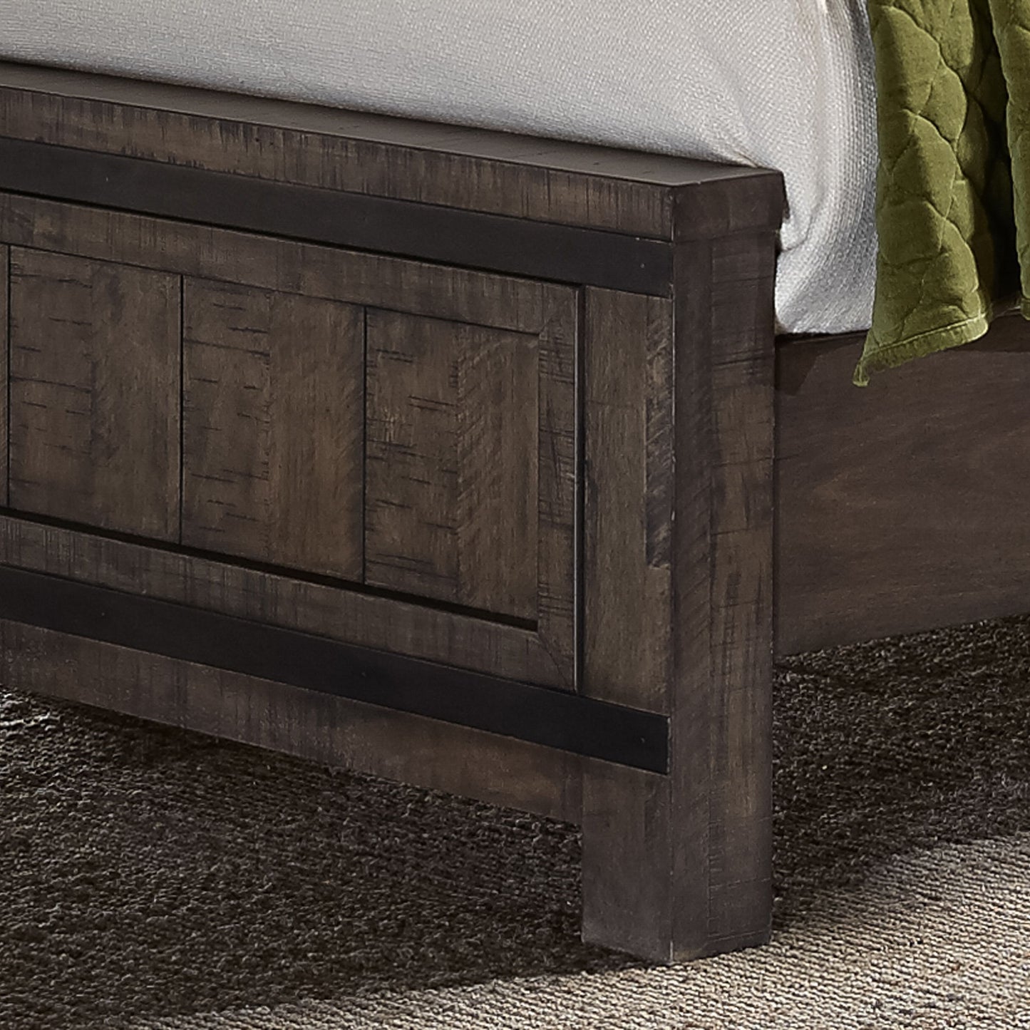 Thornwood Hills - Queen Panel Footboard - Dark Brown